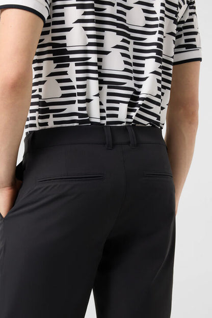 Gordie Functional Shorts In Black