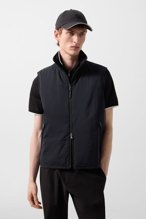Jonny Lightweight Waistcoat In Black