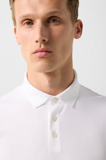 Daniel Functional Short-Sleeved Top In White