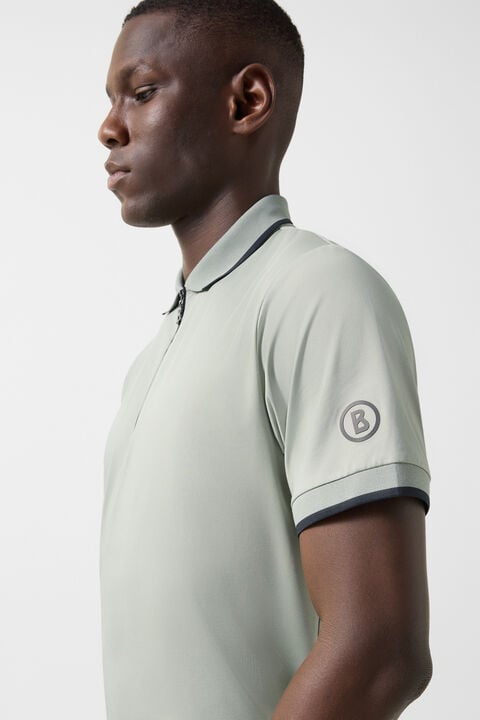 Cody Functional Short-Sleeved Top In Eucalyptus
